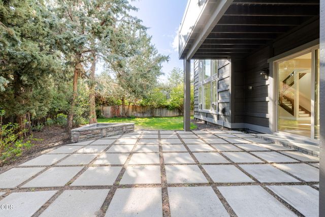 3454 NW Bryce Canyon Lane, Bend, OR 97703
