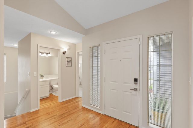 618 W Holmberg Ln, Spokane, WA 99218