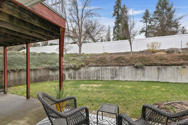 618 W Holmberg Ln, Spokane, WA 99218