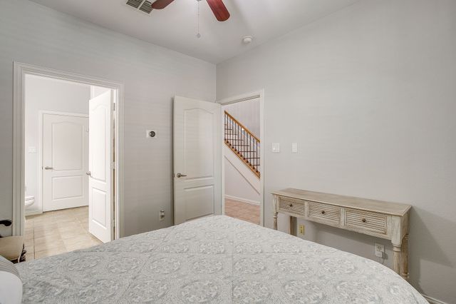 714 E 1st Street, Fort Worth, TX 76102