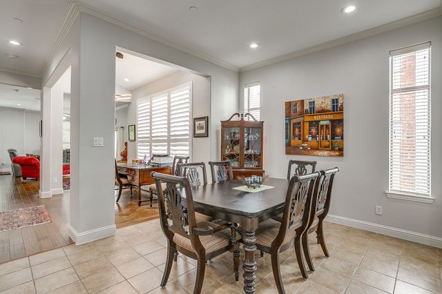 714 E 1st Street, Fort Worth, TX 76102