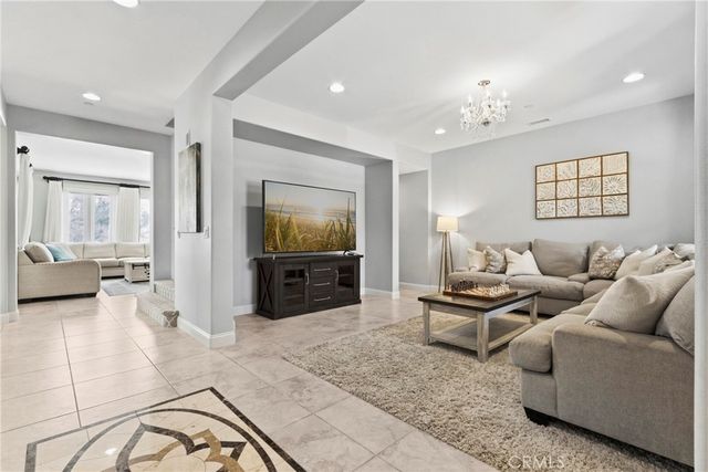 34502 Serdonis St, Temecula, CA 92592