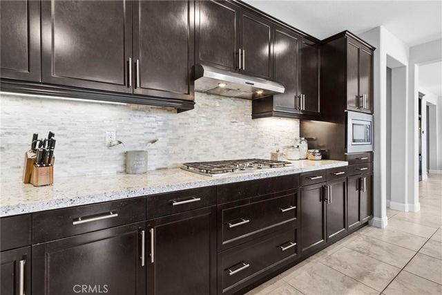 34502 Serdonis St, Temecula, CA 92592