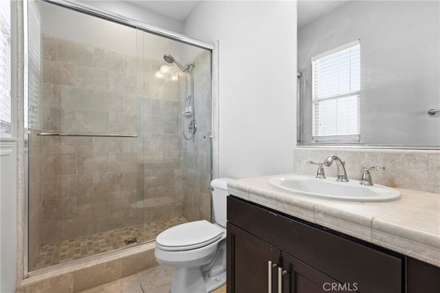 34502 Serdonis St, Temecula, CA 92592