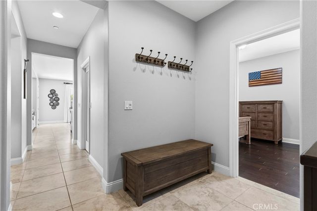 34502 Serdonis St, Temecula, CA 92592