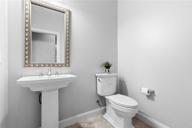 34502 Serdonis St, Temecula, CA 92592