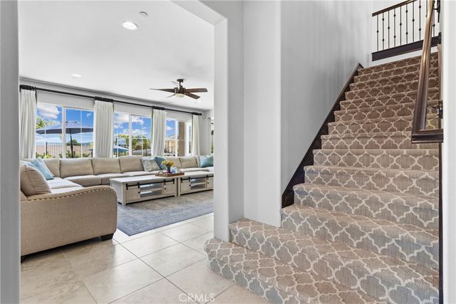 34502 Serdonis St, Temecula, CA 92592