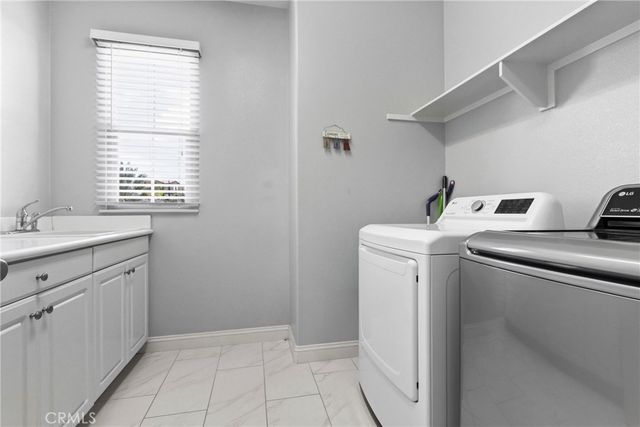 34502 Serdonis St, Temecula, CA 92592