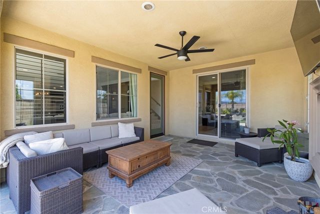 34502 Serdonis St, Temecula, CA 92592