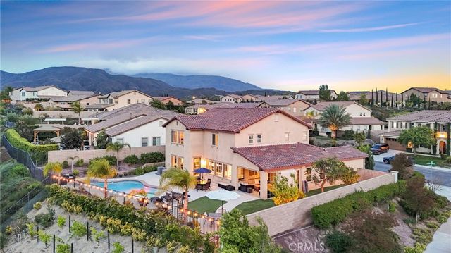 34502 Serdonis St, Temecula, CA 92592