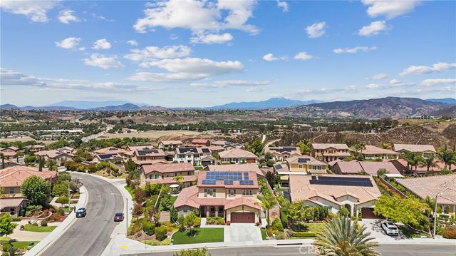 34502 Serdonis St, Temecula, CA 92592