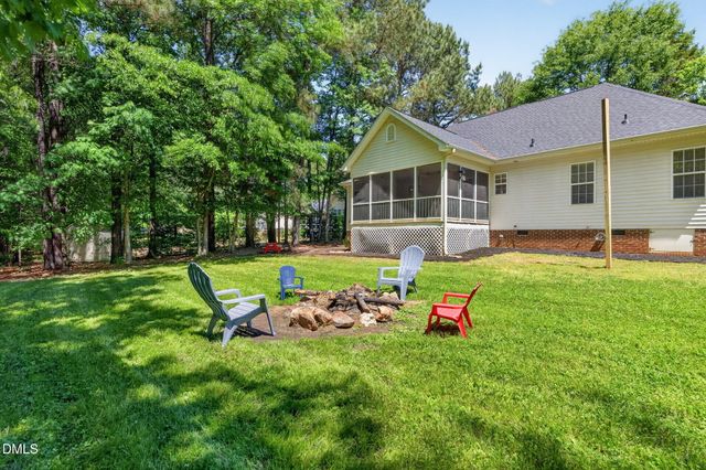 480 Tylerstone Drive, Fuquay Varina, NC 27526