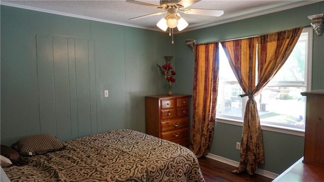 211 Short Avenue, Lincoln, AR 72744