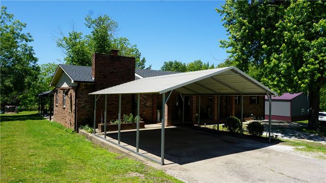 211 Short Avenue, Lincoln, AR 72744