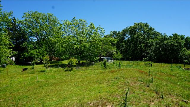 211 Short Avenue, Lincoln, AR 72744