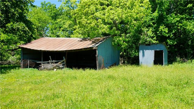 211 Short Avenue, Lincoln, AR 72744