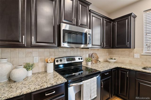 5563 S Elk Court, Aurora, CO 80016