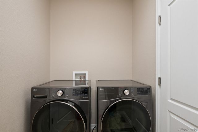 5563 S Elk Court, Aurora, CO 80016