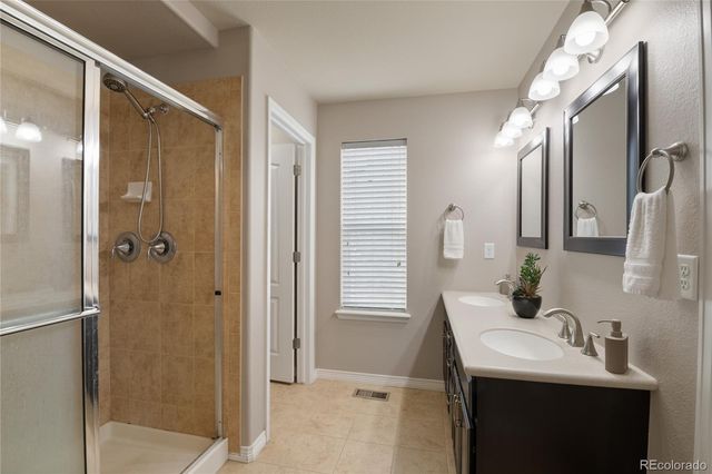 5563 S Elk Court, Aurora, CO 80016