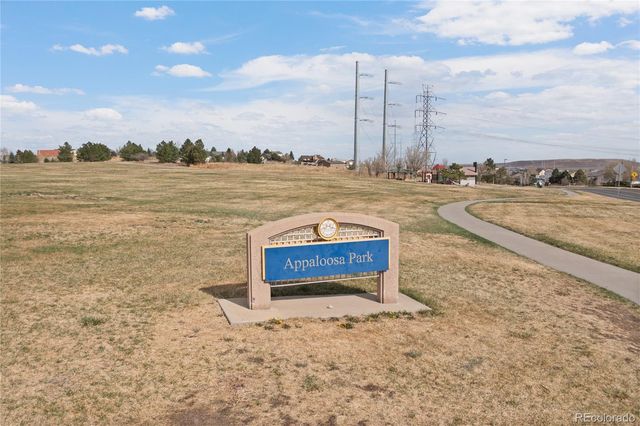 5563 S Elk Court, Aurora, CO 80016