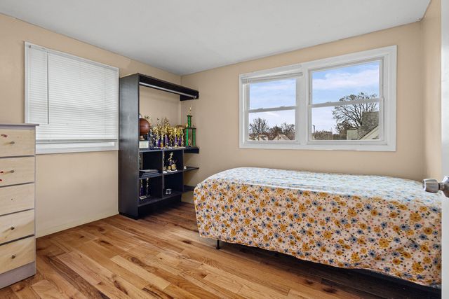 41 166th Place, Calumet City, IL 60409