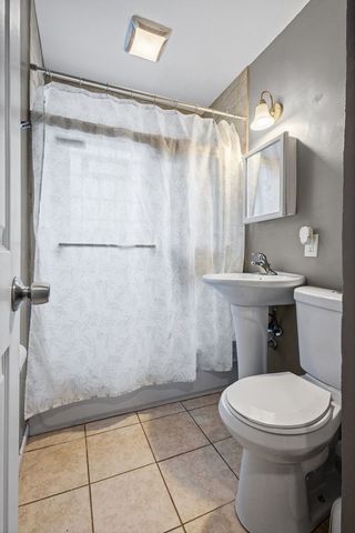 41 166th Place, Calumet City, IL 60409