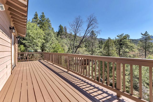 24883 Ponderosa Drive, Idyllwild, CA 92549