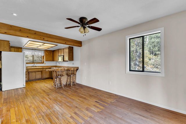 24883 Ponderosa Drive, Idyllwild, CA 92549