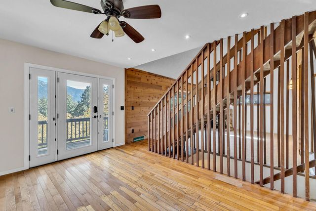 24883 Ponderosa Drive, Idyllwild, CA 92549