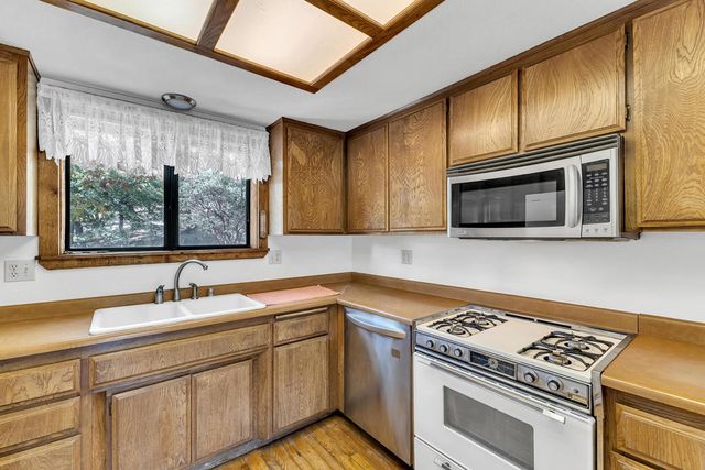 24883 Ponderosa Drive, Idyllwild, CA 92549