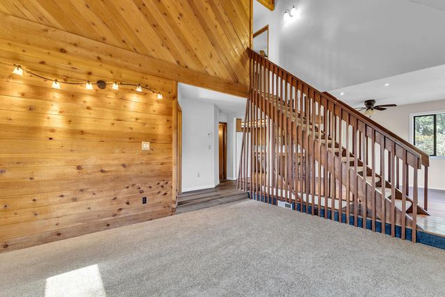 24883 Ponderosa Drive, Idyllwild, CA 92549