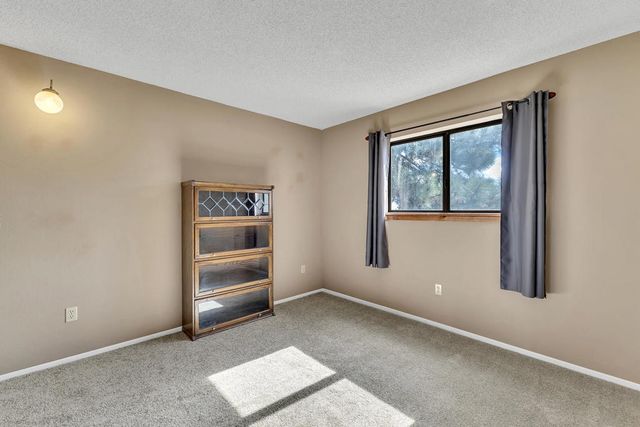 24883 Ponderosa Drive, Idyllwild, CA 92549