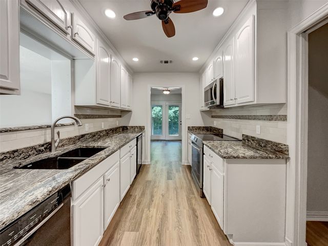 917 Bower Drive, Irving, TX 75061