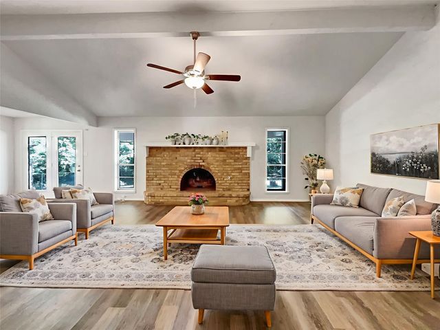 917 Bower Drive, Irving, TX 75061