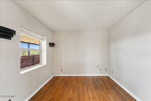 17313 E Lions Crossing Road, Dewey, AZ 86327