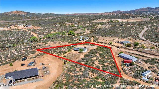 17313 E Lions Crossing Road, Dewey, AZ 86327