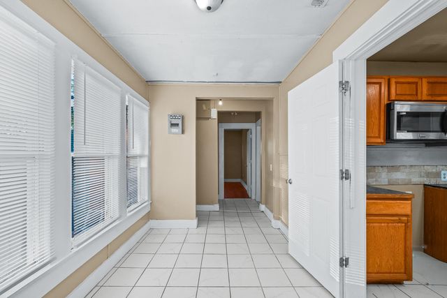 2412 Avenue T, Lubbock, TX 79411