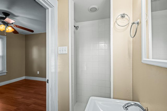 2412 Avenue T, Lubbock, TX 79411