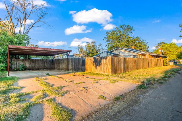 2412 Avenue T, Lubbock, TX 79411