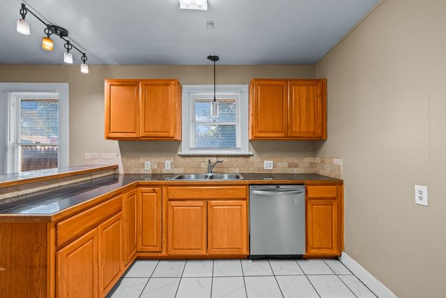 2412 Avenue T, Lubbock, TX 79411