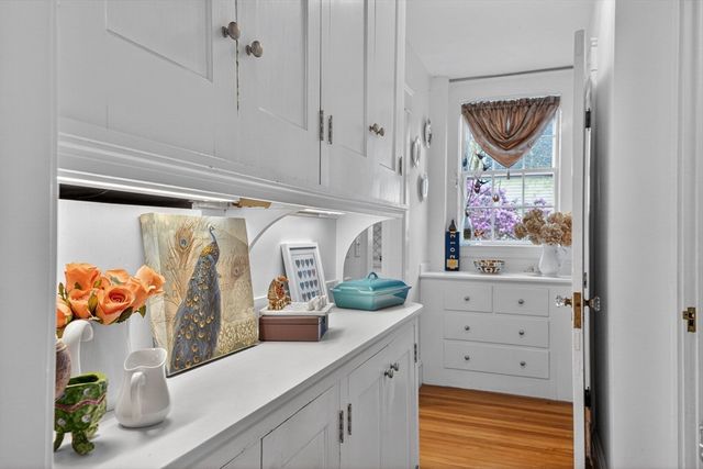 642 Worcester St, Wellesley, MA 02482