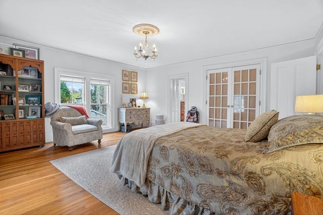 642 Worcester St, Wellesley, MA 02482