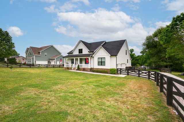 2315 Zion Rd, Columbia, TN 38401