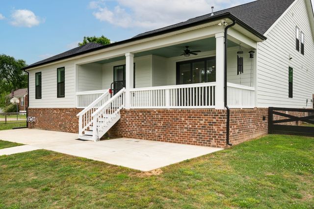 2315 Zion Rd, Columbia, TN 38401