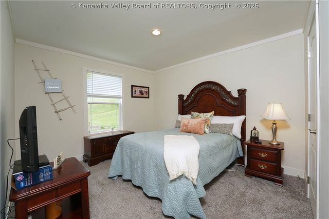 28 Crescent Drive, Scott Depot, WV 25560