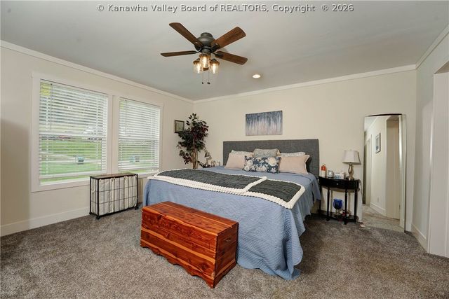 28 Crescent Drive, Scott Depot, WV 25560