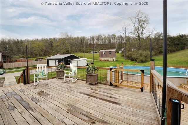 28 Crescent Drive, Scott Depot, WV 25560