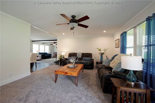28 Crescent Drive, Scott Depot, WV 25560