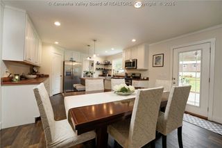 28 Crescent Drive, Scott Depot, WV 25560