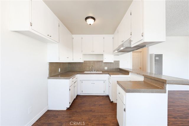 2789 Laurel Place B, South Gate, CA 90280